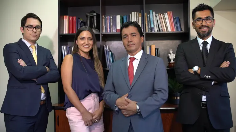 Equipo de abogados Tranquilo Papá